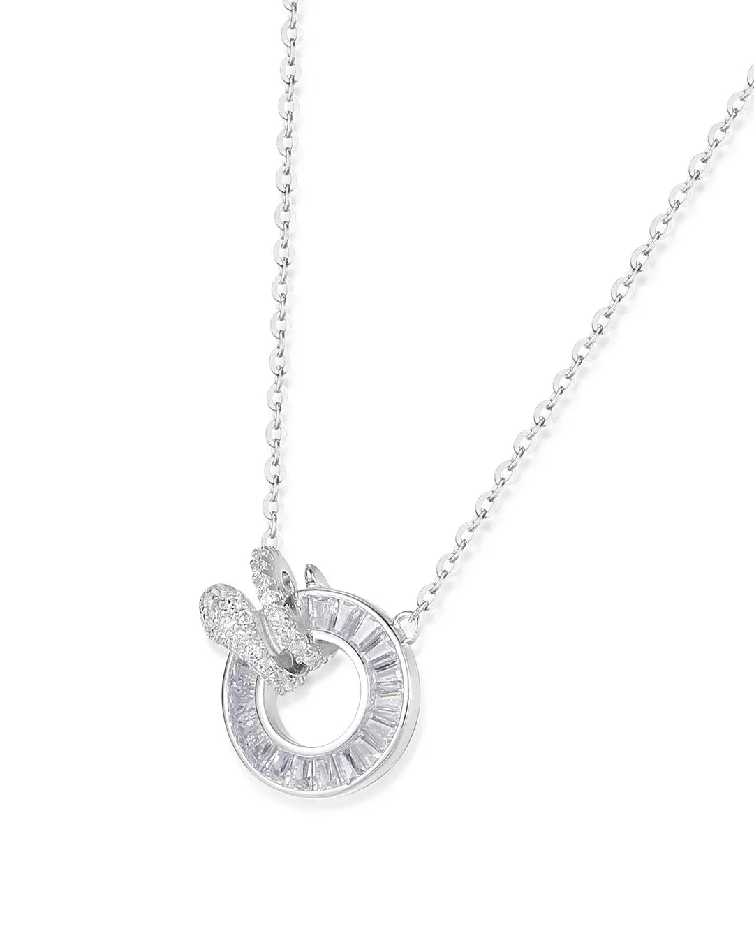 Timeless Silver Circle Necklace for a Clean and Sophisticated Look