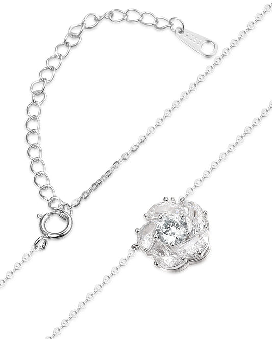 Luxurious Diamond Flower Necklace Crafted for Timeless Elegance