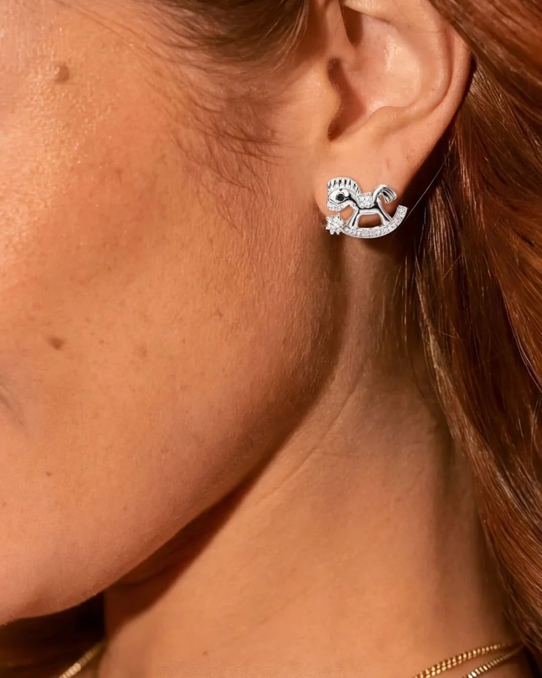 Precious Horse Earrings Crafted in High Quality Polished Silver