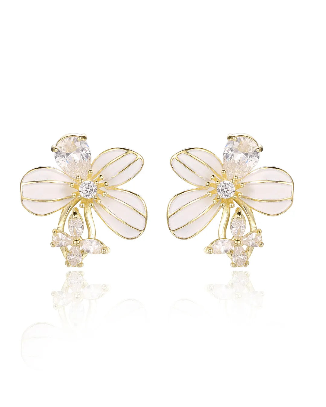 Delicate Flower Gold Stud Earrings for a Feminine and Elegant Look