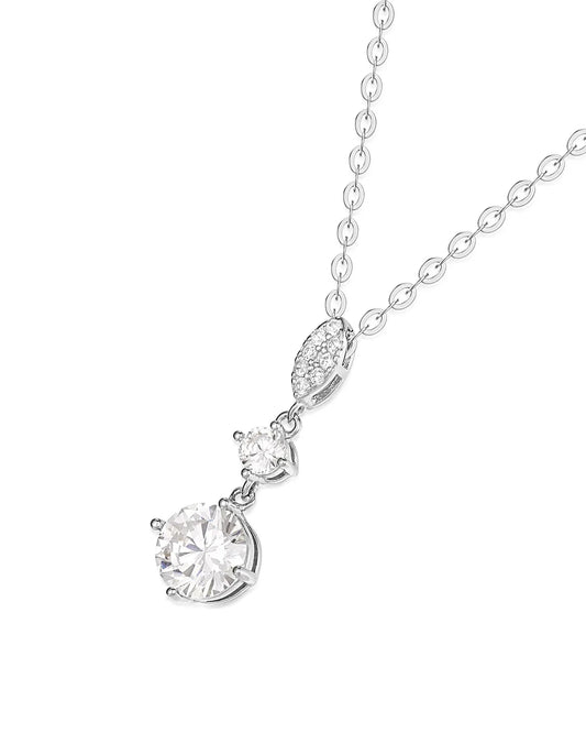 Gorgeous Silver Drop Necklace with a Modern and Sleek Aesthetic