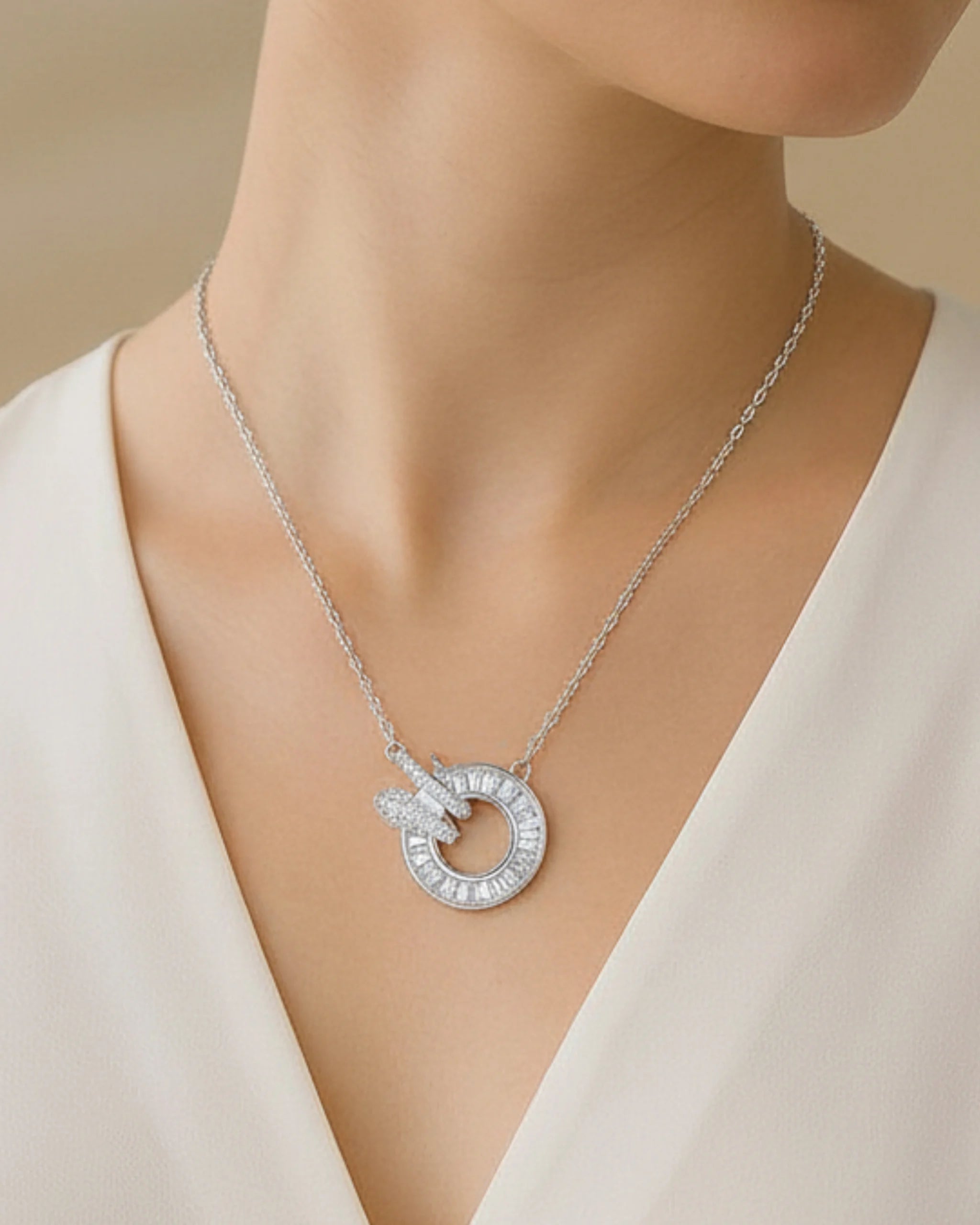 Timeless Silver Circle Necklace for a Clean and Sophisticated Look