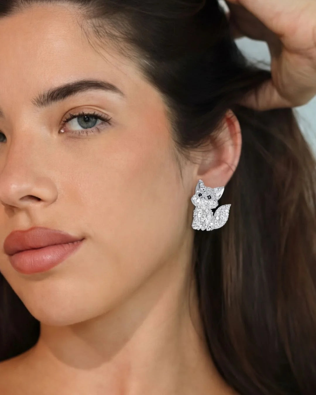 Detailed Silver Fox Women Earrings for a Sleek and Modern Style