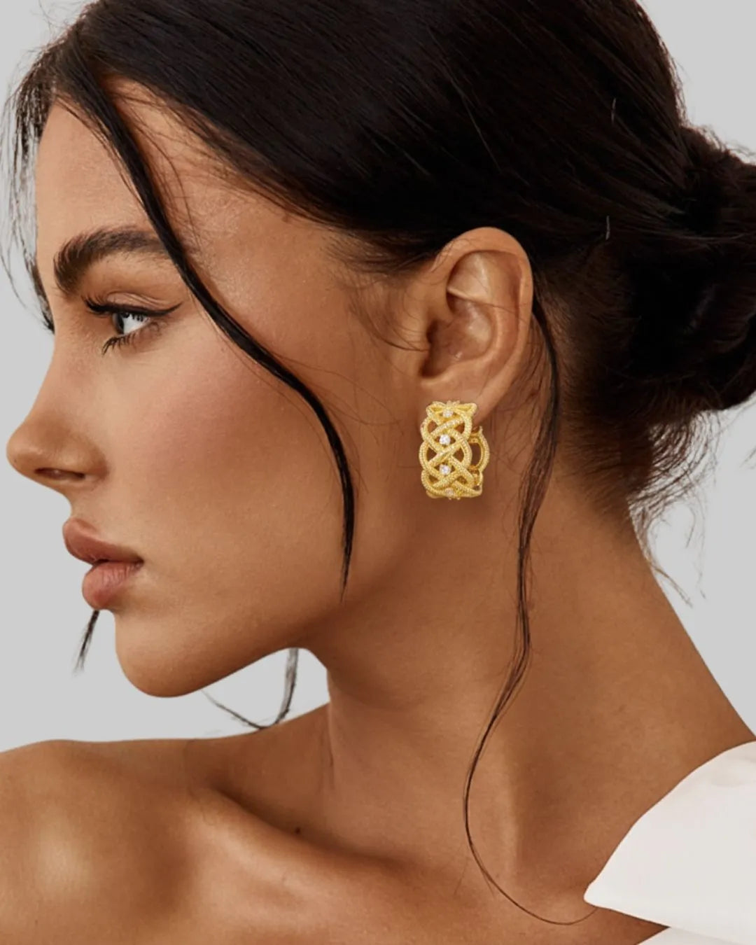 Classic Gold Knot Earrings for a Sophisticated Daily Jewelry Look
