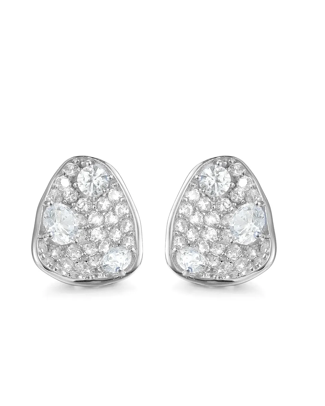 Romantic Diamond Heart Earrings Crafted for Maximum Brilliance