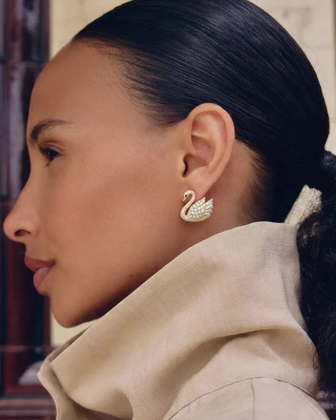 Luxury Gold Swan Jewellery