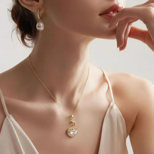 Trendy Swan Necklace